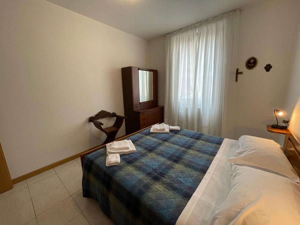 Cozy Apartment With Private Parking On Domaso'S Lakeside - Larihome A09 Exterior foto