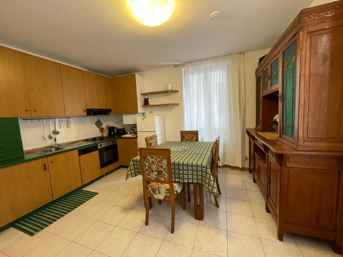 Cozy Apartment With Private Parking On Domaso'S Lakeside - Larihome A09 Exterior foto
